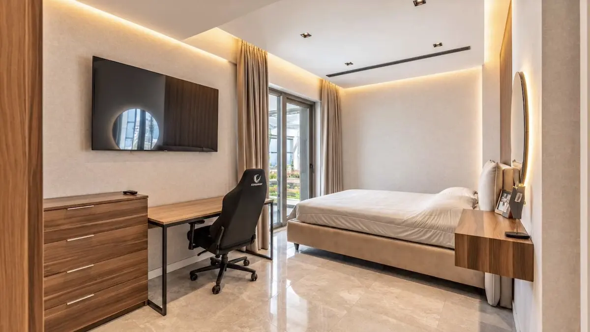 Bedroom
